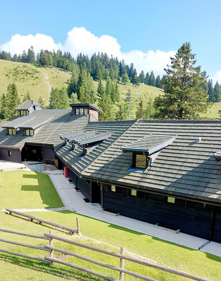 Apartma Krvavec - Cosy Mountain Retreat Церклье-на-Гореньскем Экстерьер фото