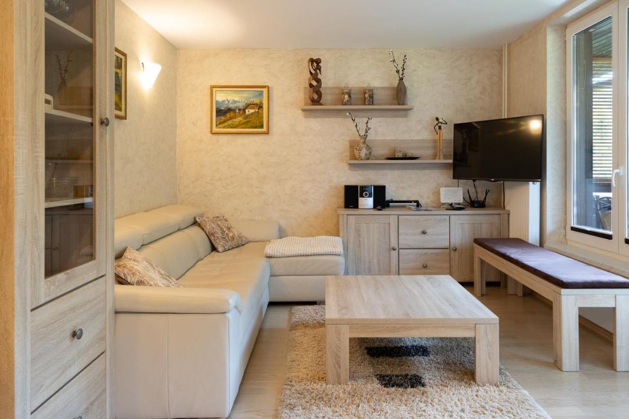Apartma Krvavec - Cosy Mountain Retreat Церклье-на-Гореньскем Экстерьер фото