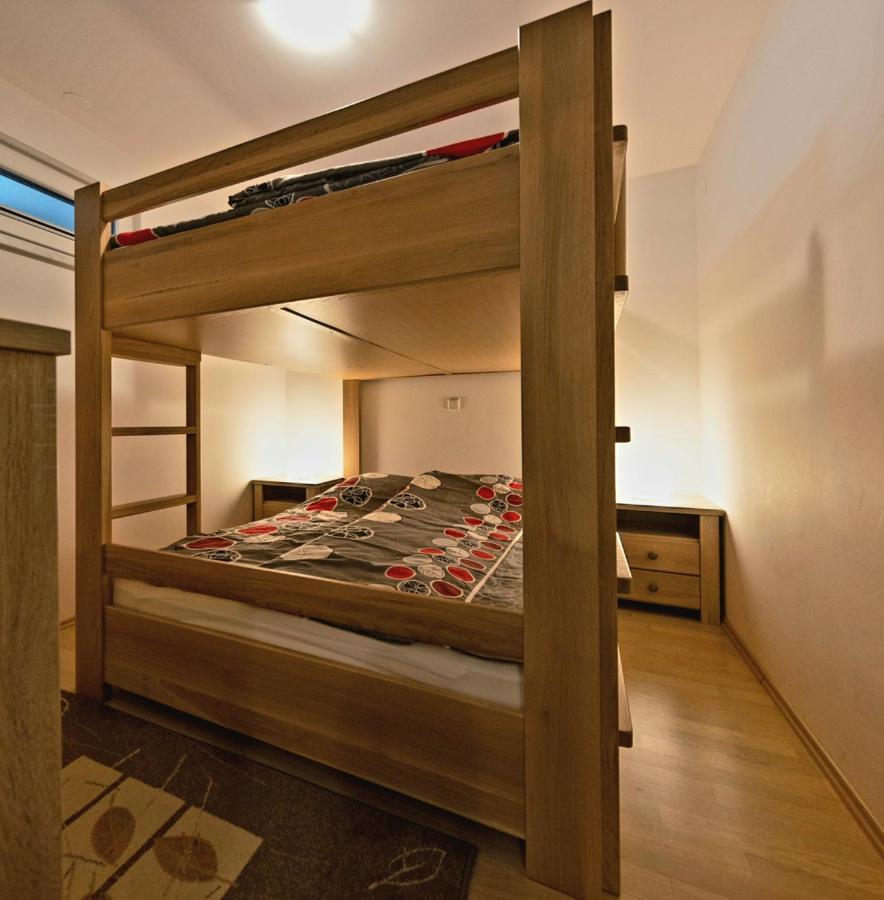 Apartma Krvavec - Cosy Mountain Retreat Церклье-на-Гореньскем Экстерьер фото